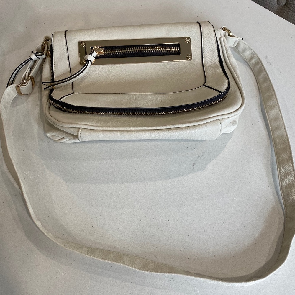 White medium sized crossbody bag